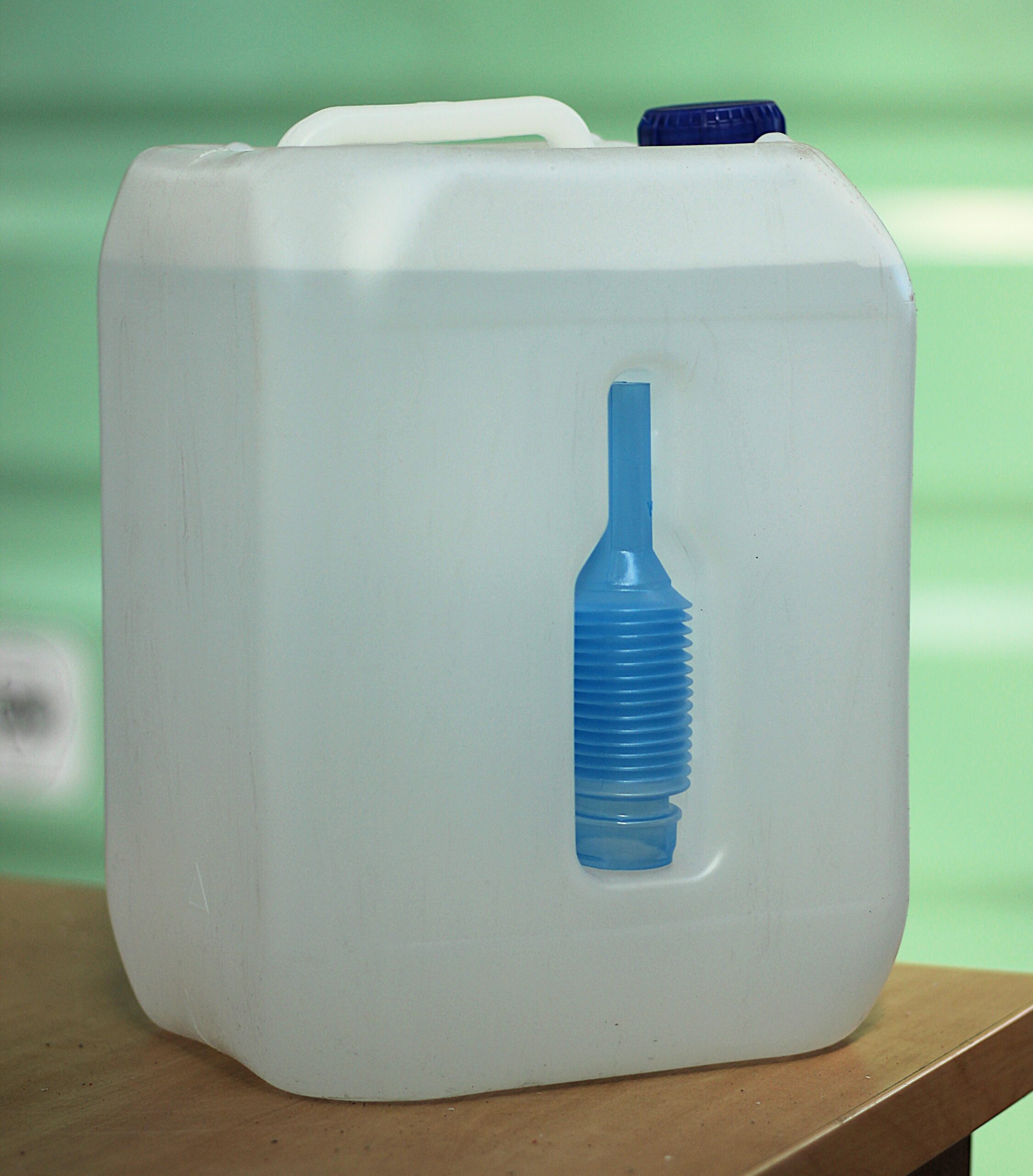 Woda X-Demi w kanistrze 10l - obrazek 3